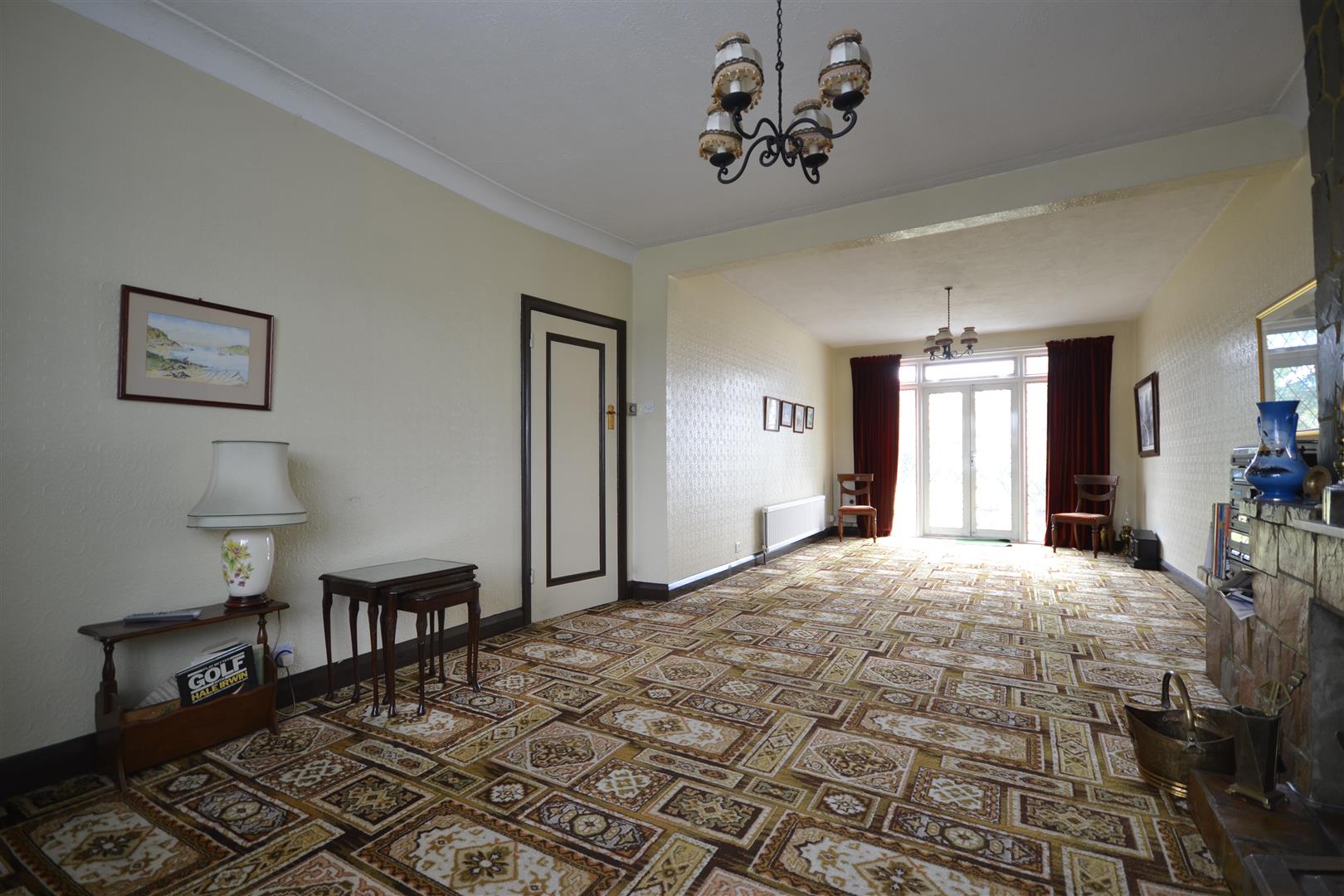 RECEPTION ROOM
